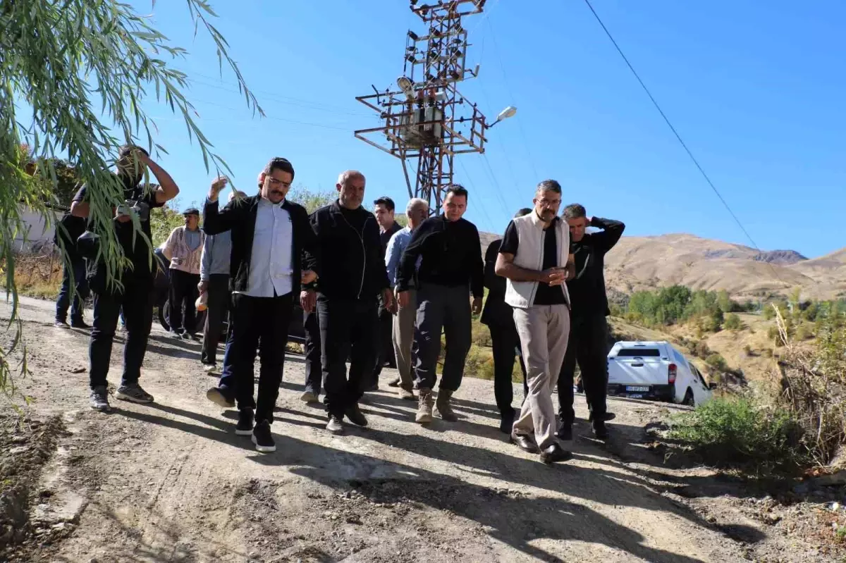 Hakkari’de Yol ve Altyapı Çalışmaları Denetlendi